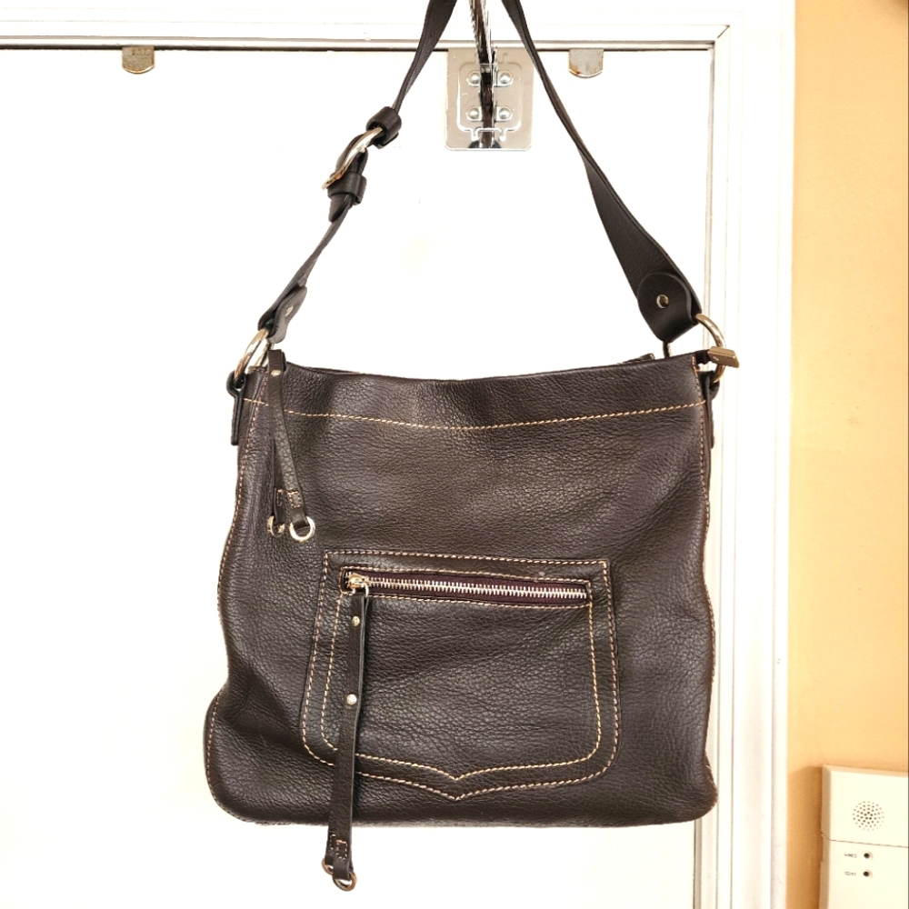 Celsius leather hobo bag-high quality.New condition. Dark chocolate